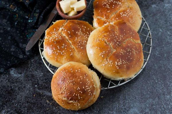 Cemitas (Mexican Sesame Seed Sandwich Buns)