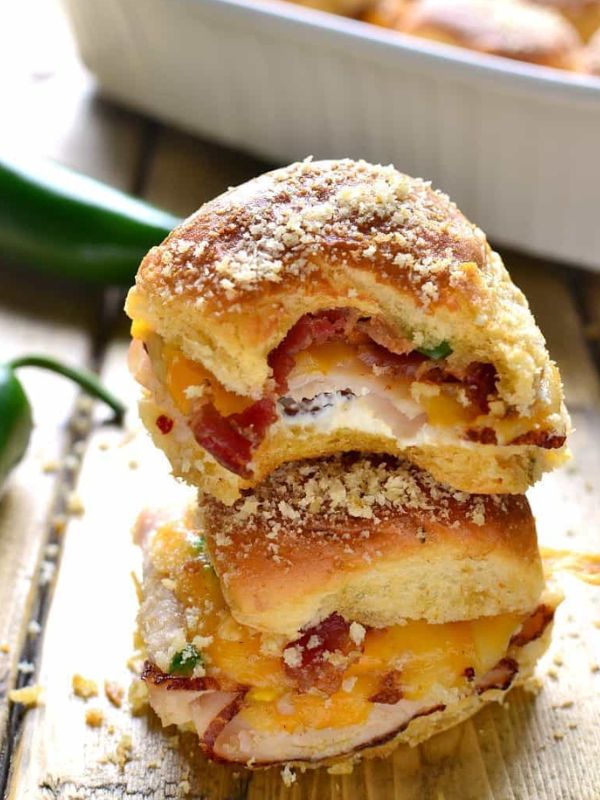 Cheesy Jalapeño Turkey Sliders