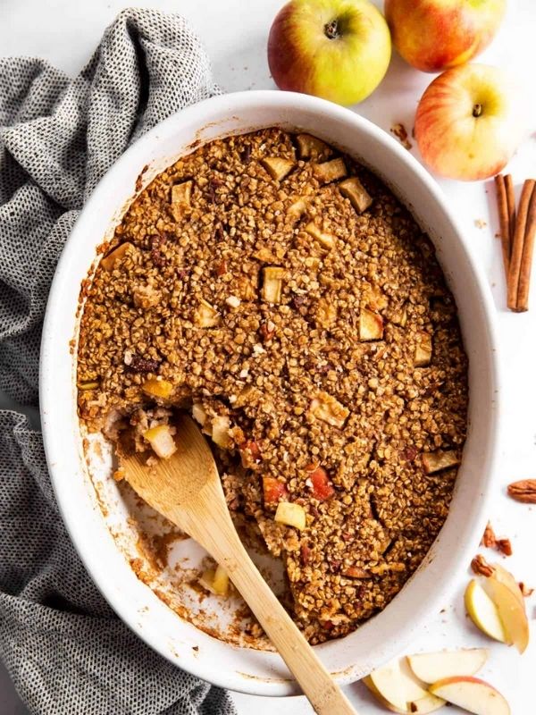 Cinnamon Apple Baked Oatmeal