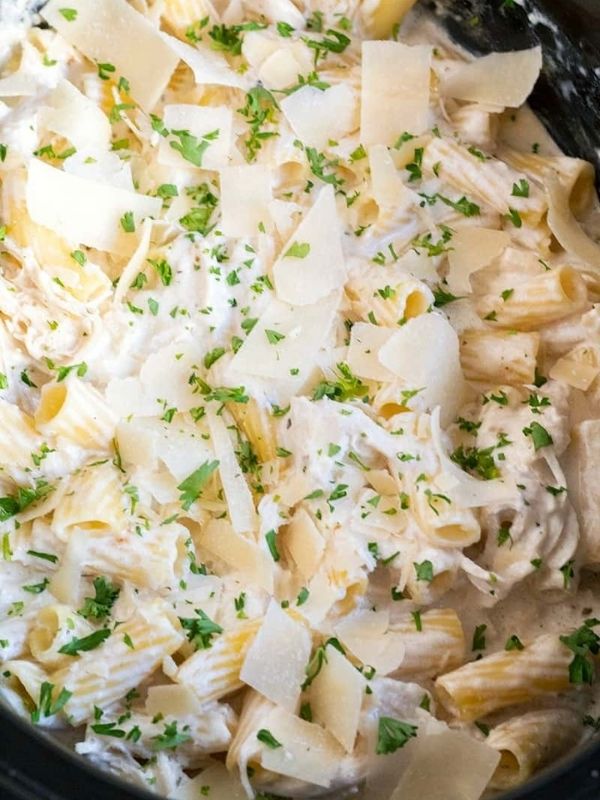 Crockpot Chicken Alfredo