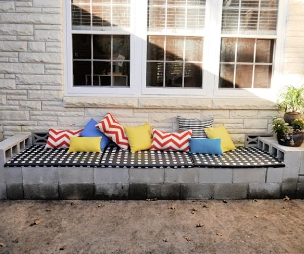 DIY Cinder Block Bench