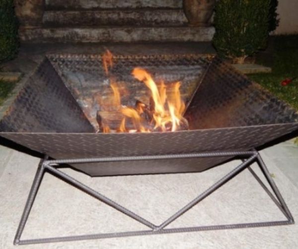 DIY Metal Fire Pit