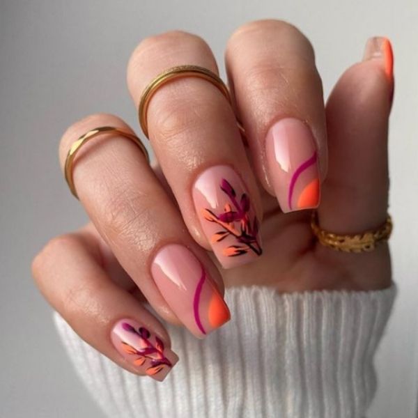 Delicate Leaf Nails