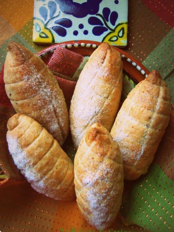 Elotes (Pan Dulce Mexicano)