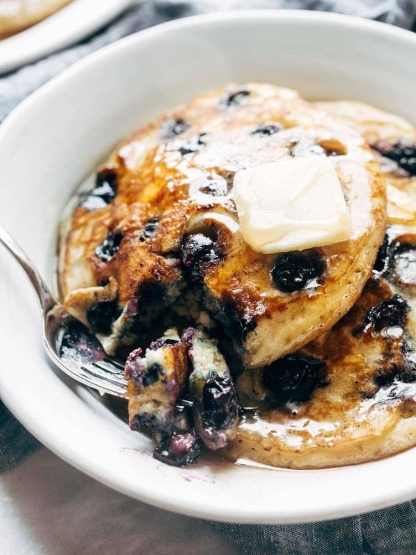 Fluffy Blueberry Pancakes