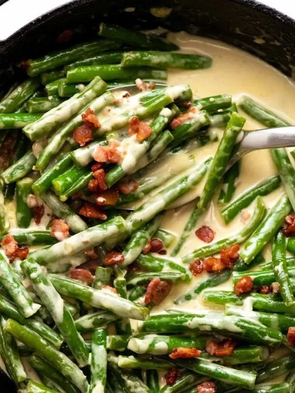 Green Beans in Creamy Parmesan Sauce