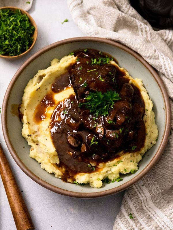 Instant Pot Short Ribs with Red Wine