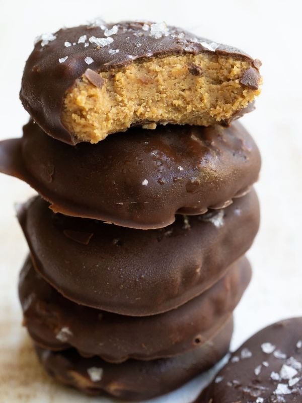 Keto No Bake Peanut Butter Cookies