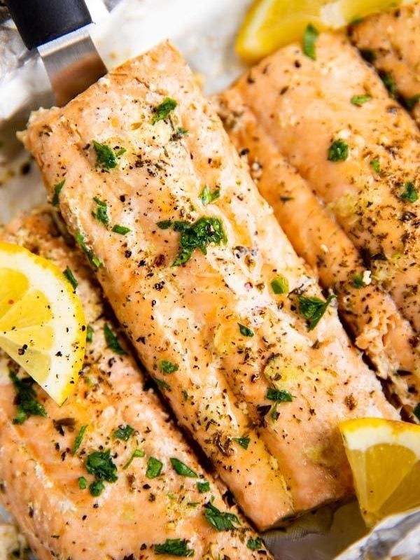 Lemon Garlic Butter Salmon Baked in Foil