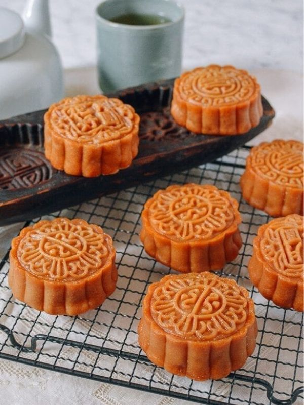 Lotus Mooncakes with Salted Egg Yolks