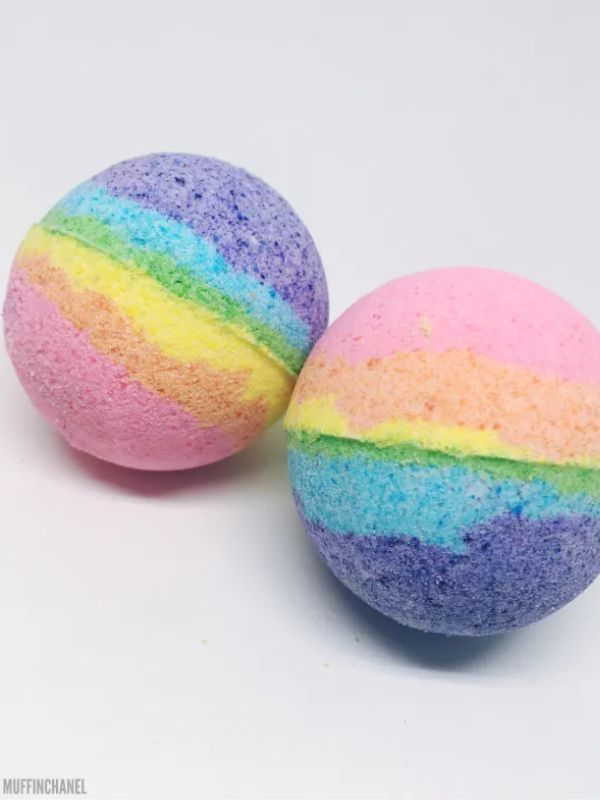 Lush-Inspired Bath Bombs