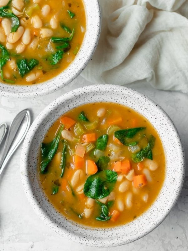 Mediterranean White Bean Soup