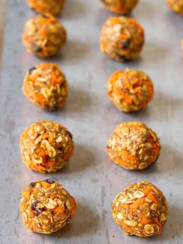 No-Bake Carrot Cake Granola Bites