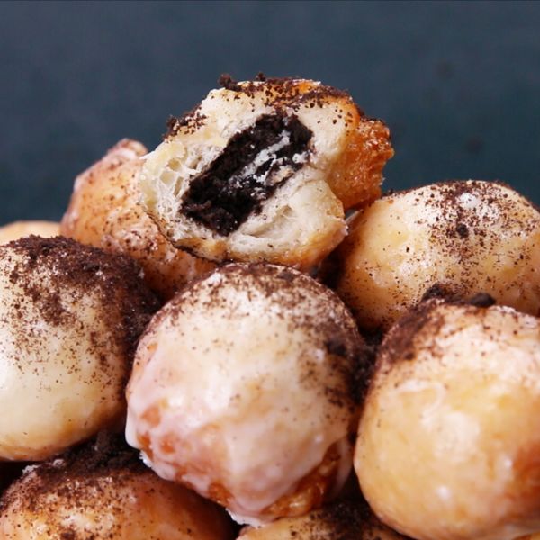 Oreo Stuffed Doughnut Holes