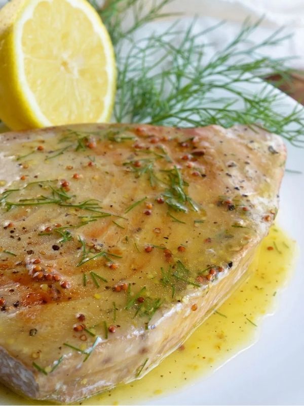 Pan Seared Tuna Steak with Lemon Dill Sauce Picture