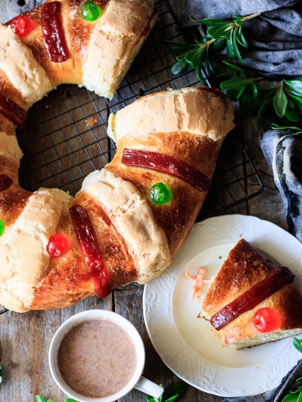 Rosca de Reyes (Three Kings Bread)