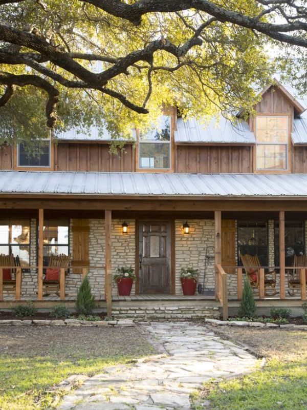 Rustic Front Porch Railing