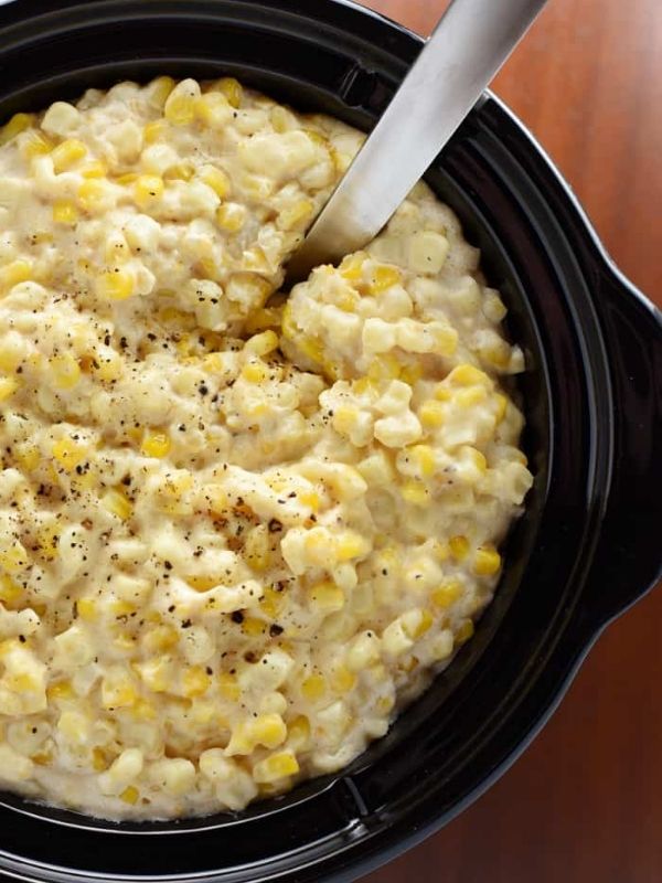 Slow Cooker Creamy Cheesy Corn