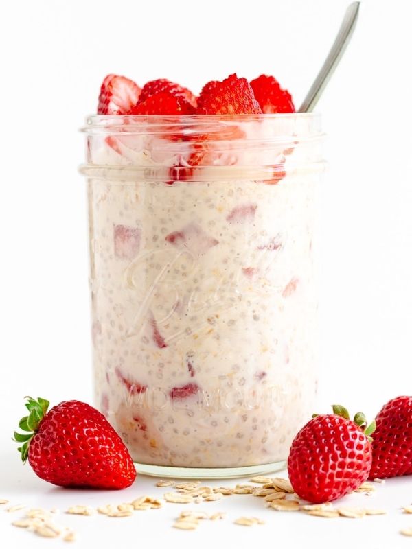 Strawberry Overnight Oats